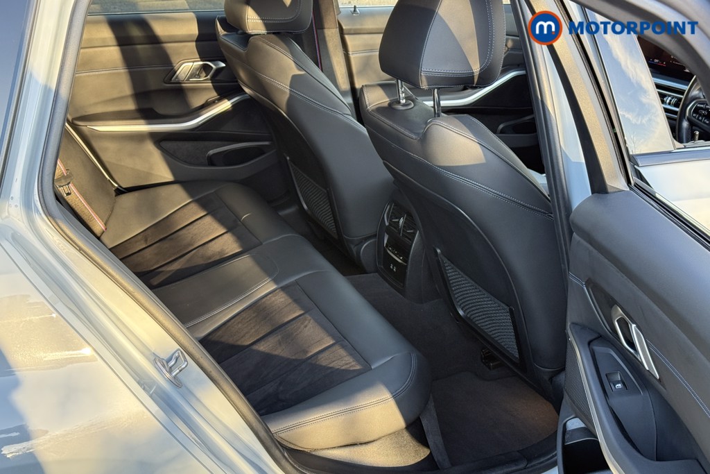 BMW 3 Series M Sport Automatic Petrol Plug-In Hybrid Estate - Stock Number (1602164) - 24th supplementary image
