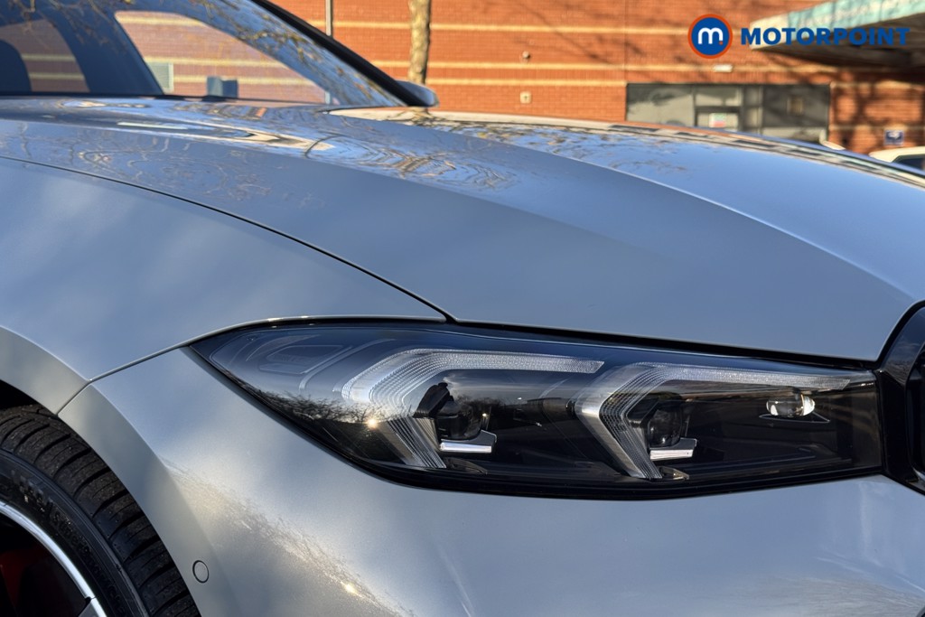 BMW 3 Series M Sport Automatic Petrol Plug-In Hybrid Estate - Stock Number (1602164) - 27th supplementary image