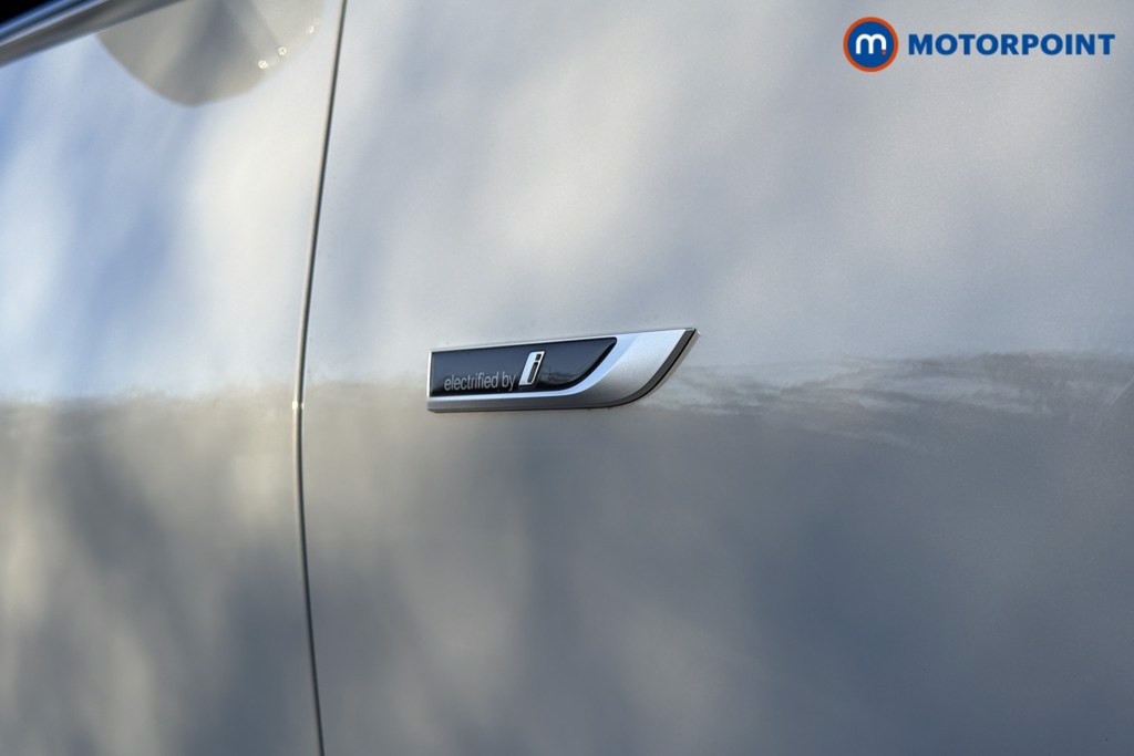 BMW 3 Series M Sport Automatic Petrol Plug-In Hybrid Estate - Stock Number (1602164) - 28th supplementary image