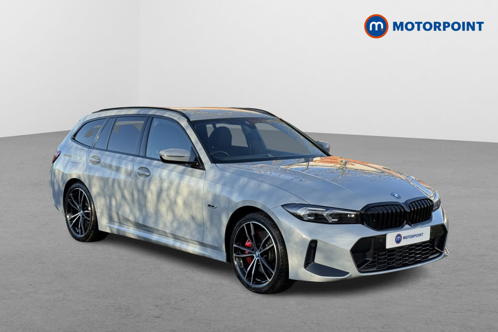 BMW 3 Series M Sport Automatic Petrol Plug-In Hybrid Estate - Stock Number (1602164) - Drivers side front corner