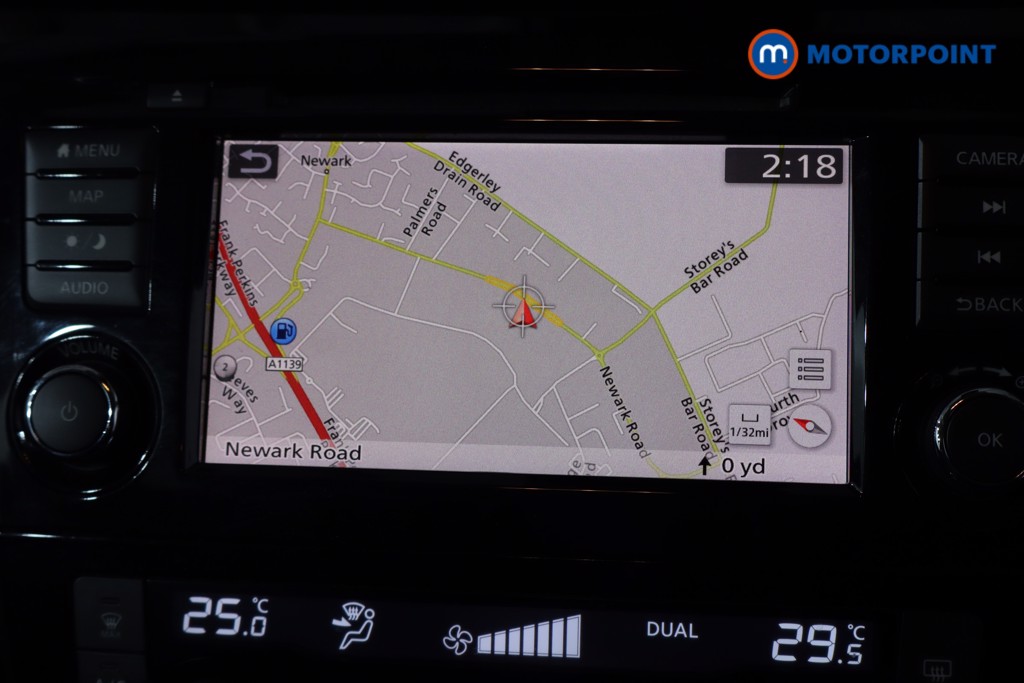 Nissan Qashqai Acenta Premium Automatic Petrol SUV - Stock Number (1602178) - 2nd supplementary image