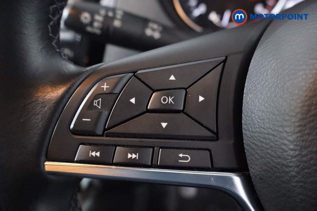 Nissan Qashqai Acenta Premium Automatic Petrol SUV - Stock Number (1602178) - 7th supplementary image