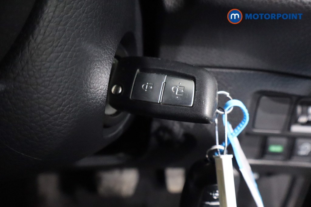 Nissan Qashqai Acenta Premium Automatic Petrol SUV - Stock Number (1602178) - 19th supplementary image