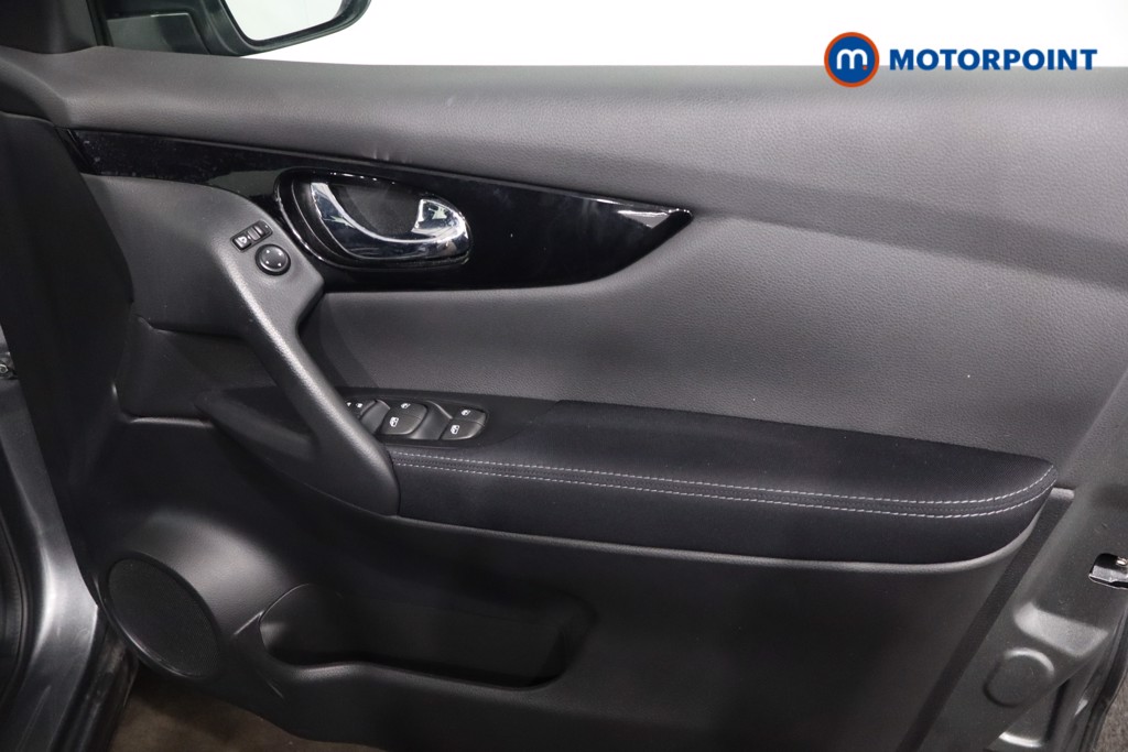 Nissan Qashqai Acenta Premium Automatic Petrol SUV - Stock Number (1602178) - 24th supplementary image