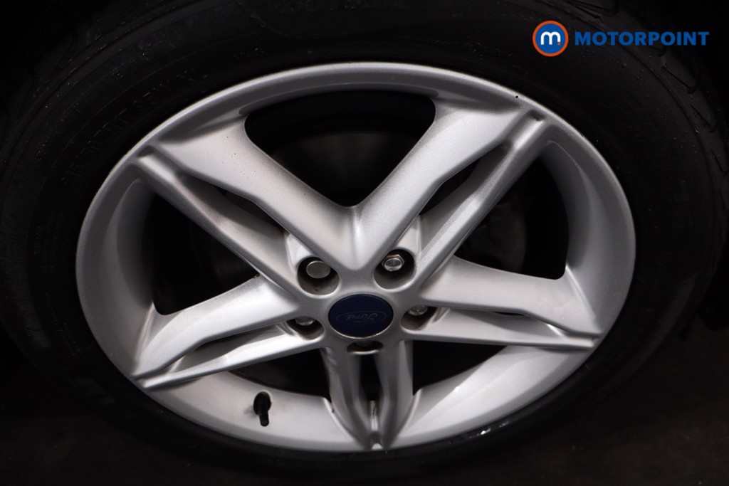 Ford Focus Titanium Manual Diesel Hatchback - Stock Number (1602382) - 10th supplementary image