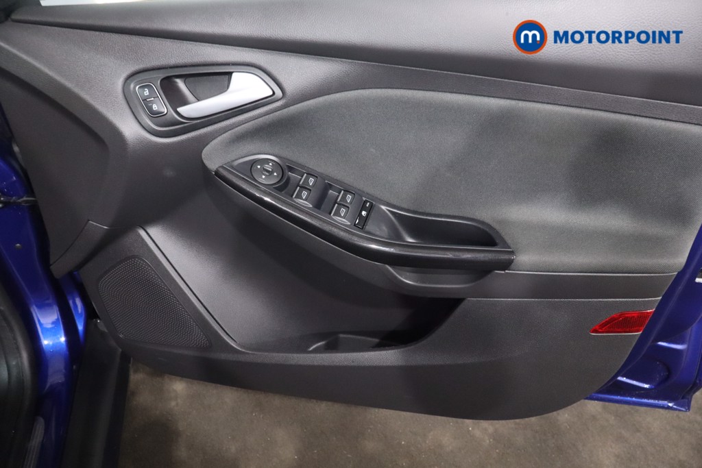 Ford Focus Titanium Manual Diesel Hatchback - Stock Number (1602382) - 23rd supplementary image