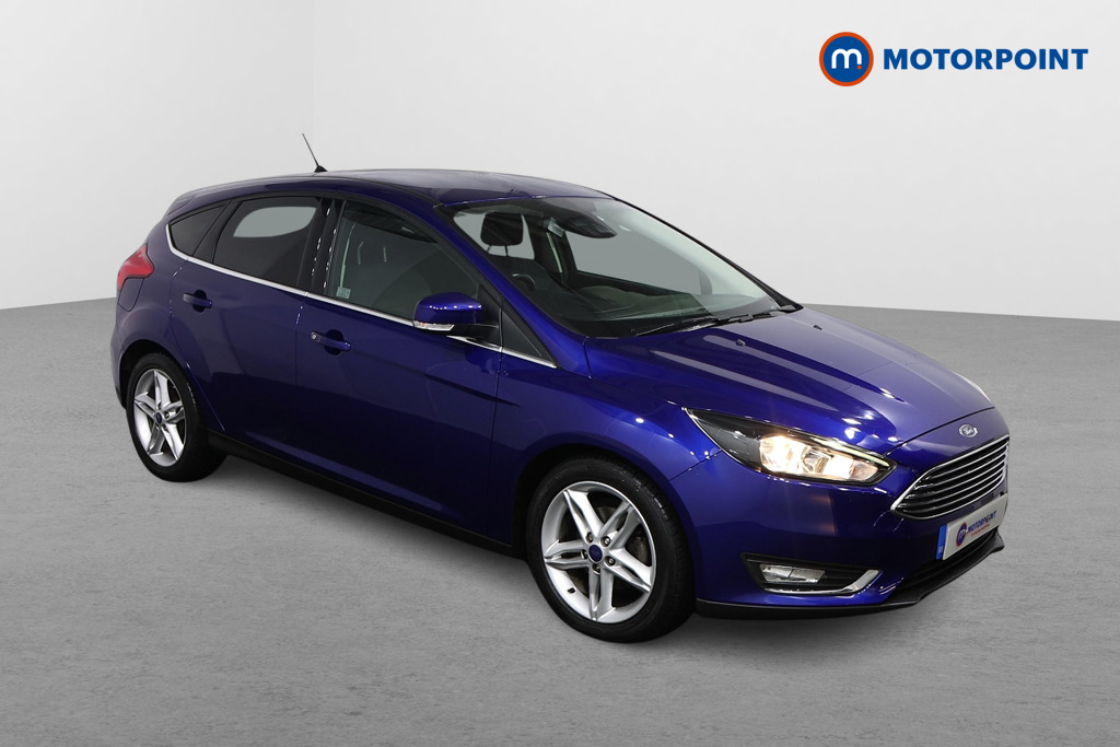 Ford Focus Titanium Manual Diesel Hatchback - Stock Number (1602382) - Drivers side front corner