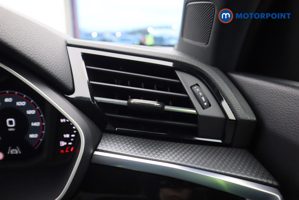 Audi Q3 S Line Manual Diesel SUV - Stock Number (1602532) - 13th supplementary image