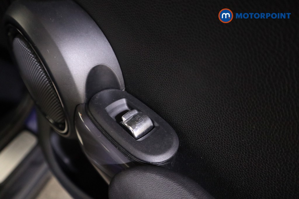 Mini Hatchback Cooper Automatic Petrol Hatchback - Stock Number (1563059) - 17th supplementary image