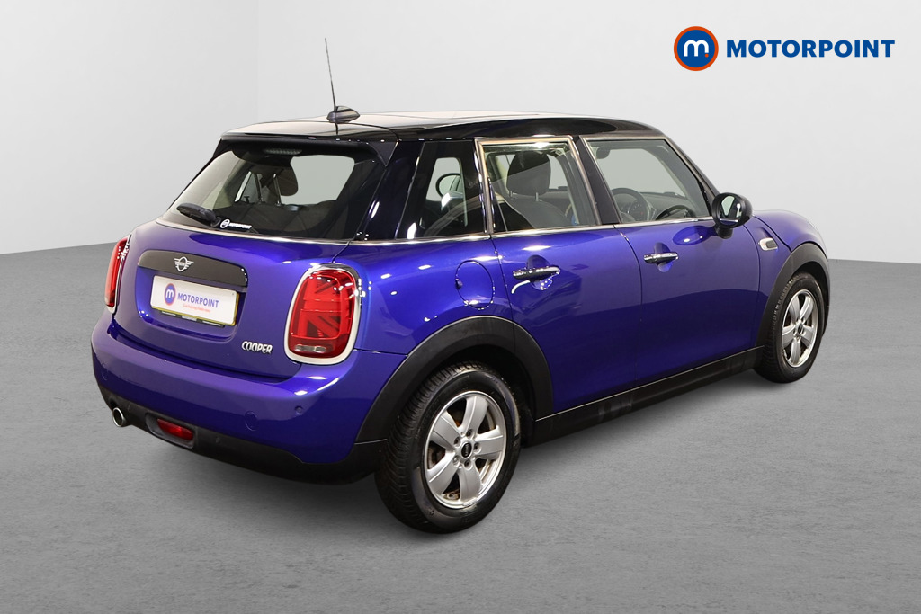 Mini Hatchback Cooper Automatic Petrol Hatchback - Stock Number (1563059) - Drivers side rear corner