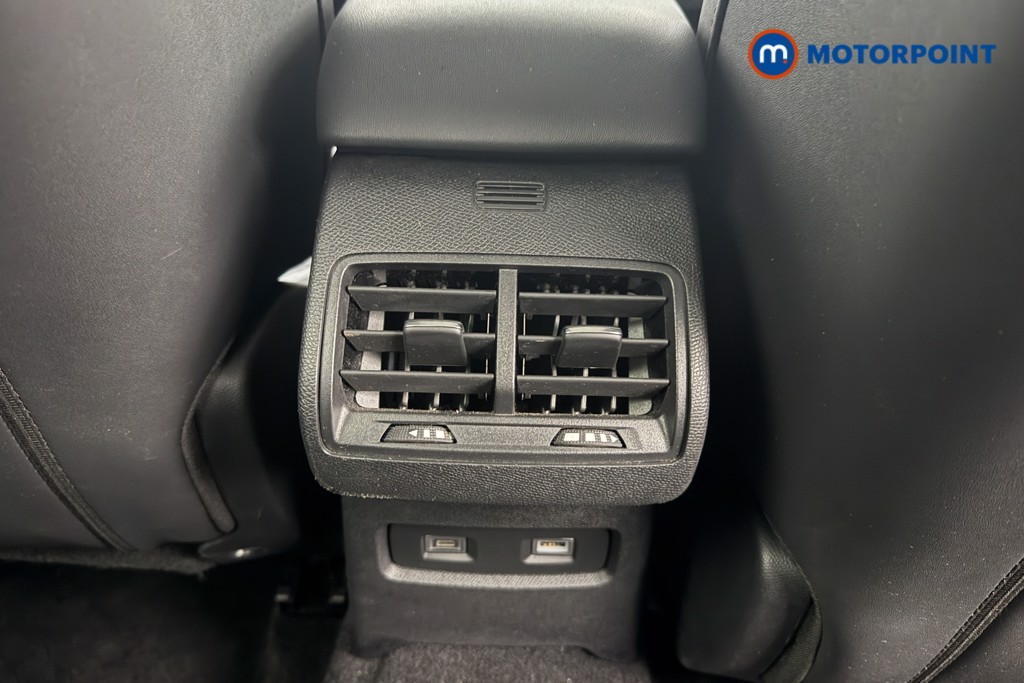 Citroen C4 X MAX Automatic Petrol Saloon - Stock Number (1569778) - 21st supplementary image