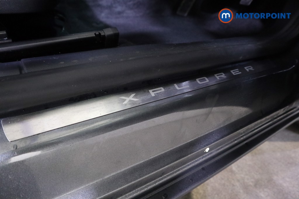 Ford Explorer Premium Automatic Electric SUV - Stock Number (1586064) - 13th supplementary image