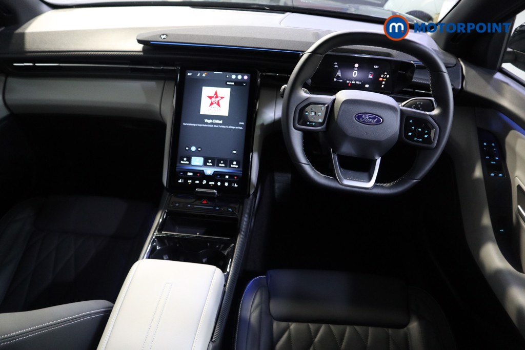 Ford Explorer Premium Automatic Electric SUV - Stock Number (1586064) - 1st supplementary image