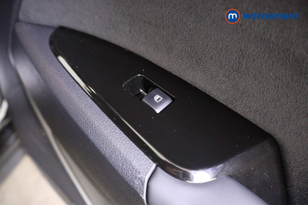 KIA Sportage Gt-Line Manual Petrol SUV - Stock Number (1586192) - 19th supplementary image