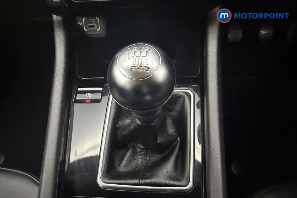 Jeep Compass Night Eagle Manual Petrol SUV - Stock Number (1587283) - 6th supplementary image