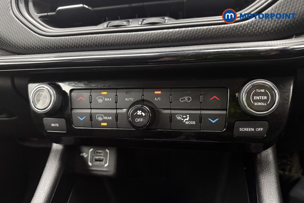 Jeep Compass Night Eagle Manual Petrol SUV - Stock Number (1587283) - 15th supplementary image