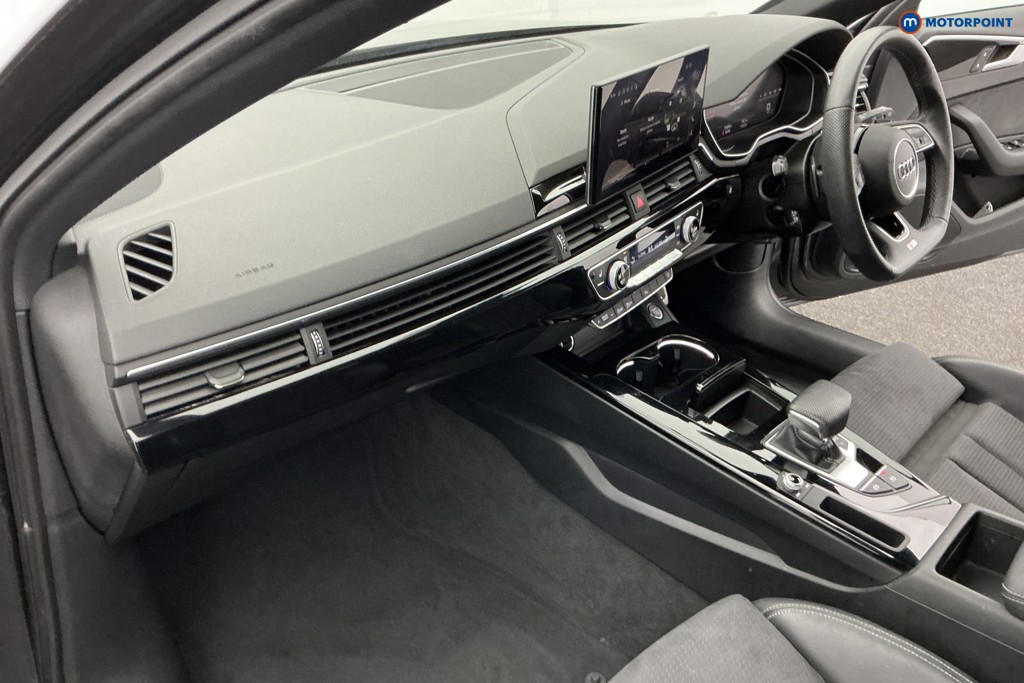 Audi A4 Black Edition Automatic Petrol Estate - Stock Number (1587682) - 8th supplementary image
