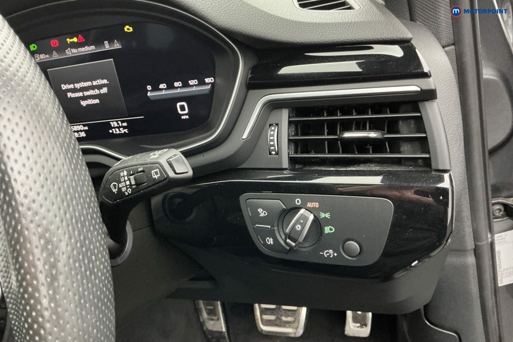 Audi A4 Black Edition Automatic Petrol Estate - Stock Number (1587682) - 20th supplementary image