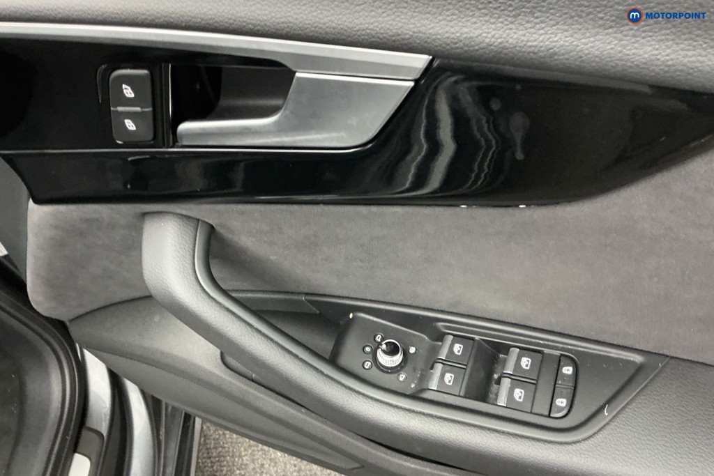 Audi A4 Black Edition Automatic Petrol Estate - Stock Number (1587682) - 22nd supplementary image