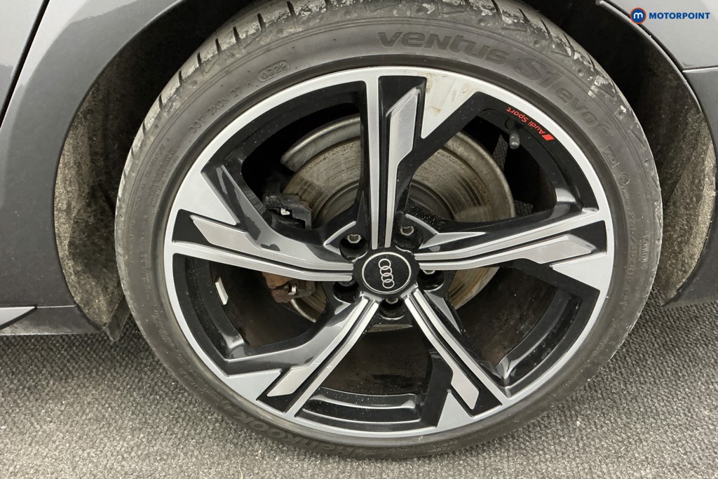 Audi A4 Black Edition Automatic Petrol Estate - Stock Number (1587682) - 35th supplementary image