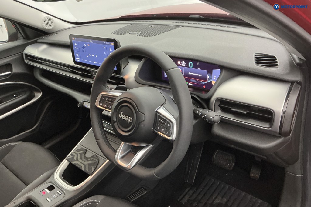 Jeep Avenger Summit Automatic Petrol SUV - Stock Number (1587775) - 7th supplementary image