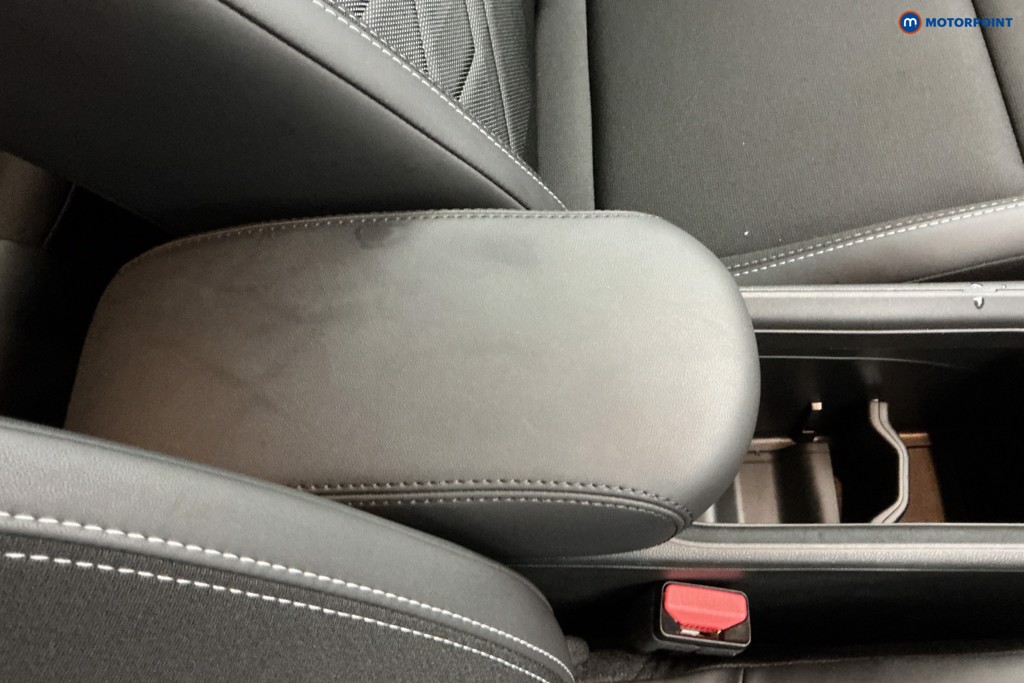 Jeep Avenger Summit Automatic Petrol SUV - Stock Number (1587775) - 13th supplementary image