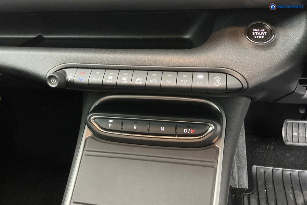 Jeep Avenger Summit Automatic Petrol SUV - Stock Number (1587775) - 17th supplementary image