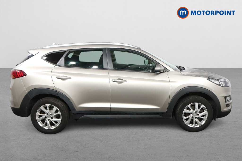 Hyundai Tucson Se Nav Manual Petrol SUV - Stock Number (1589495) - Drivers side