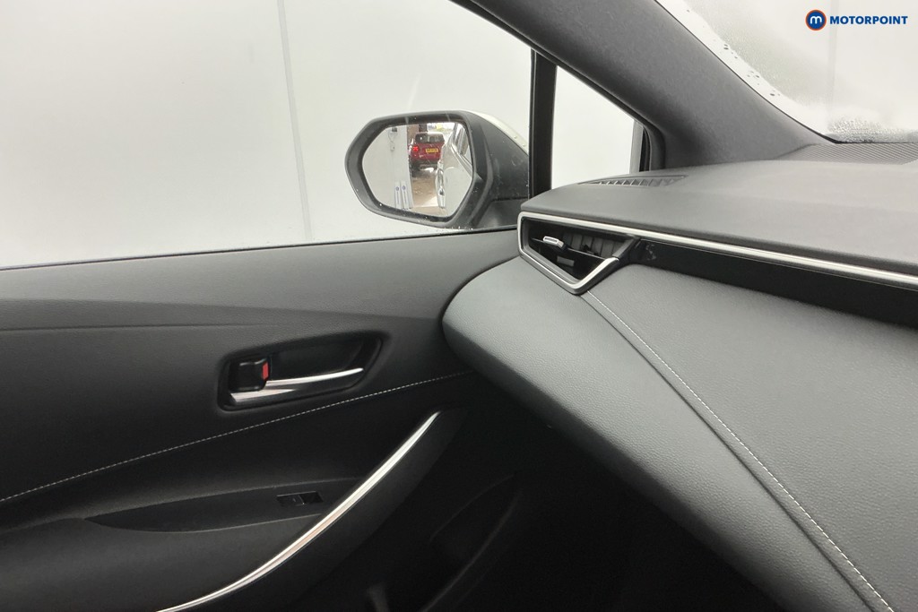 Toyota Corolla Icon Tech Automatic Petrol-Electric Hybrid Hatchback - Stock Number (1590582) - 18th supplementary image