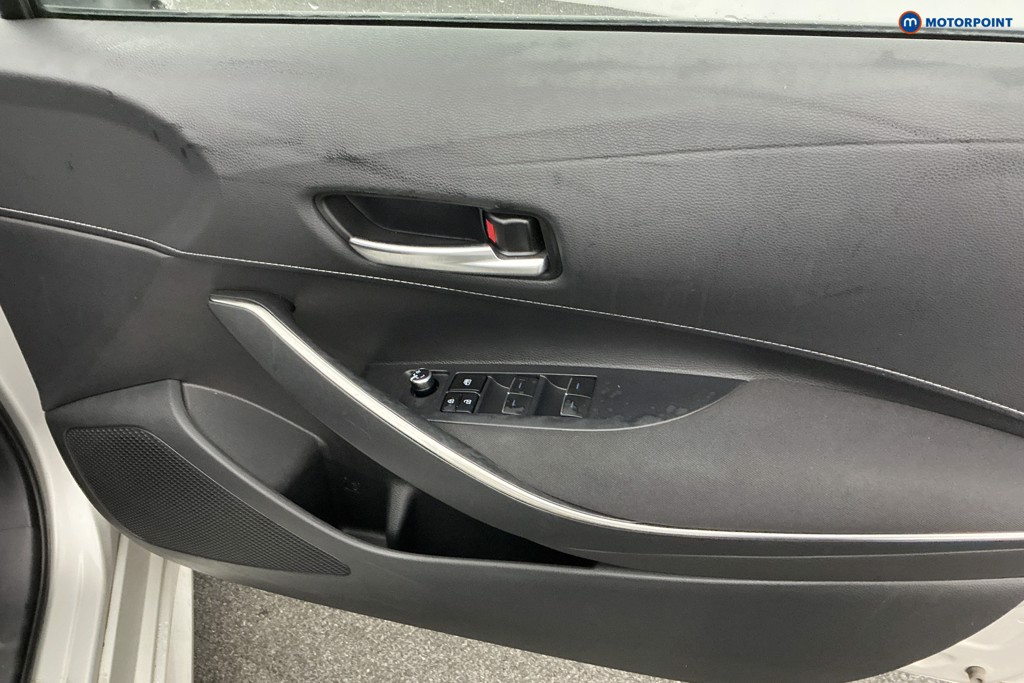 Toyota Corolla Icon Tech Automatic Petrol-Electric Hybrid Hatchback - Stock Number (1590582) - 22nd supplementary image