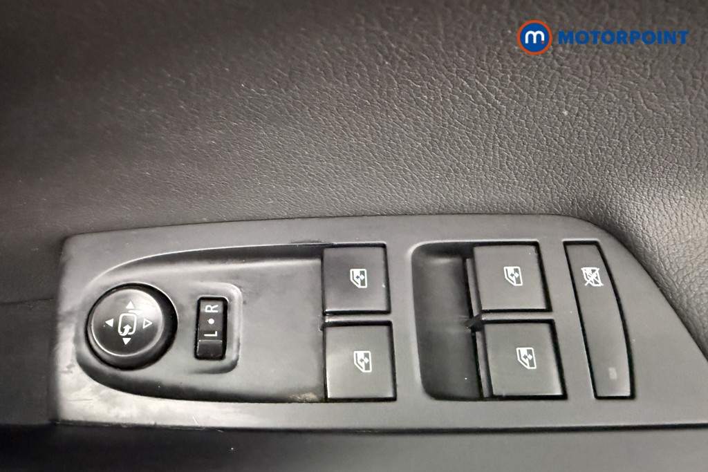 Vauxhall Astra Elite Nav Automatic Petrol Hatchback - Stock Number (1592648) - 18th supplementary image