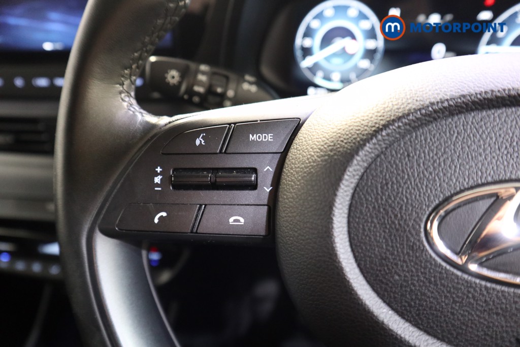 Hyundai Bayon Premium Manual Petrol SUV - Stock Number (1594120) - 4th supplementary image