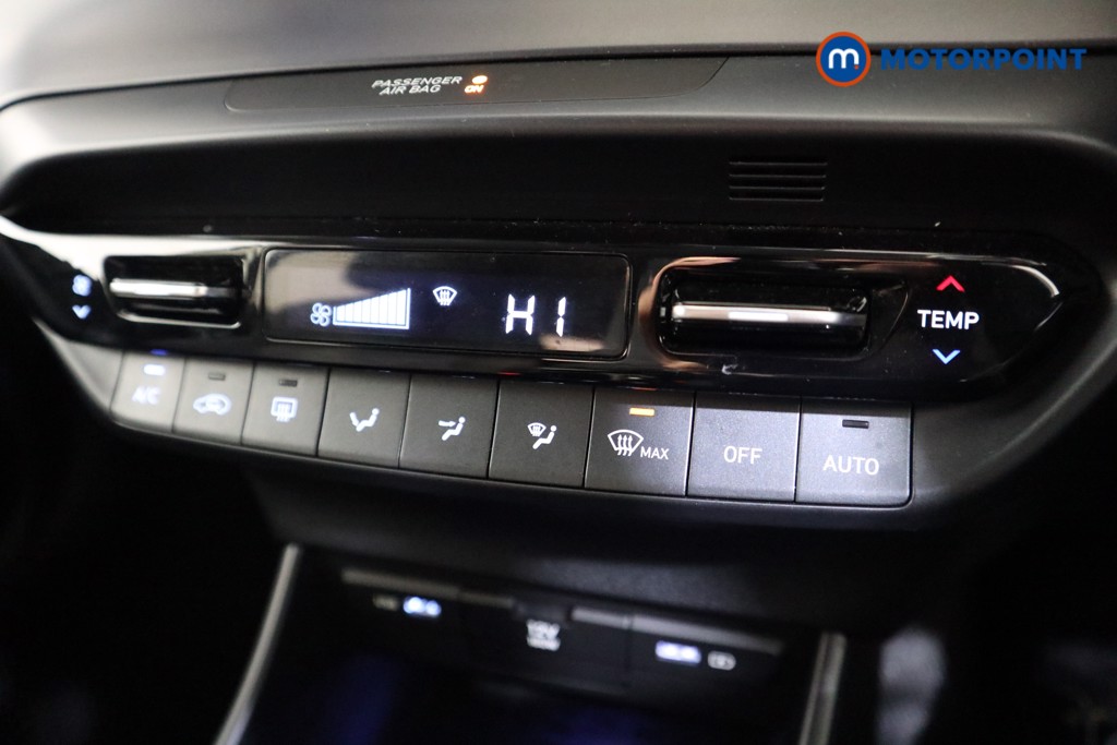 Hyundai Bayon Premium Manual Petrol SUV - Stock Number (1594120) - 11th supplementary image