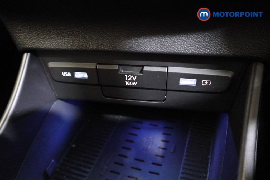 Hyundai Bayon Premium Manual Petrol SUV - Stock Number (1594120) - 12th supplementary image