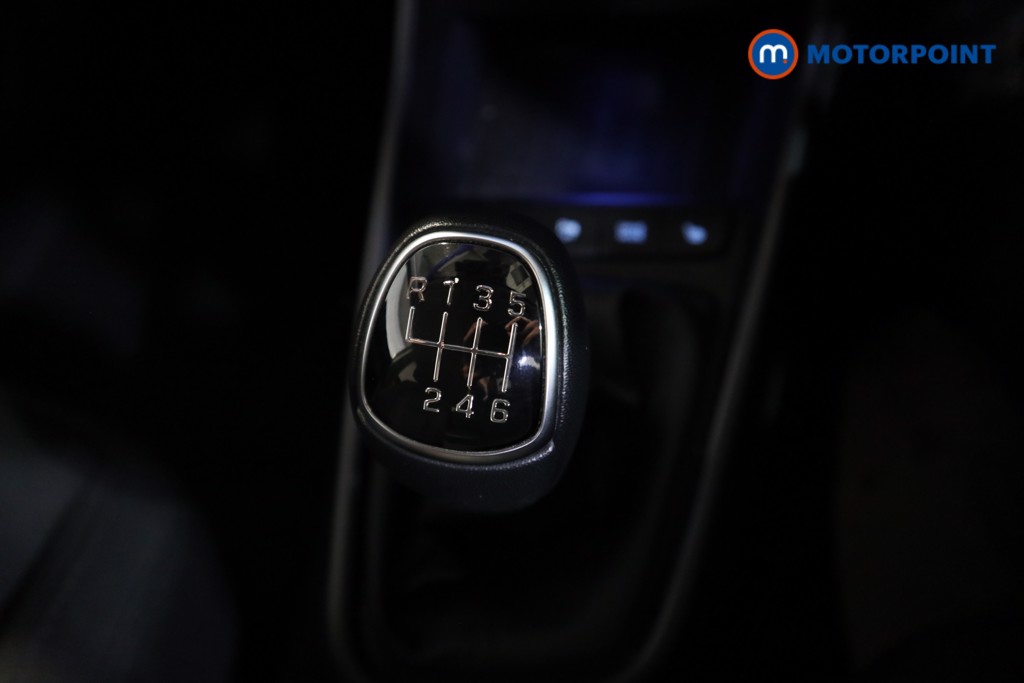 Hyundai Bayon Premium Manual Petrol SUV - Stock Number (1594120) - 14th supplementary image