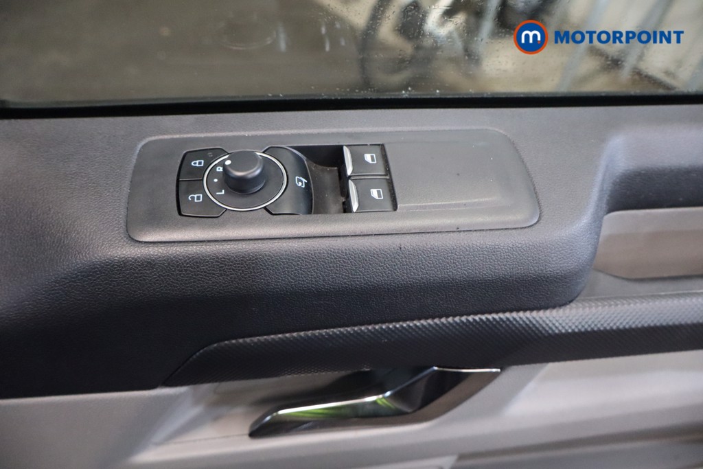 Ford Transit Custom Limited Automatic Diesel Panel Van - Stock Number (1594650) - 14th supplementary image