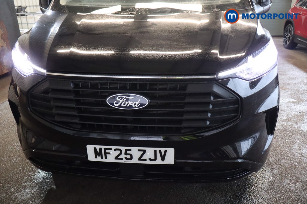 Ford Transit Custom Limited Automatic Diesel Panel Van - Stock Number (1594650) - 23rd supplementary image