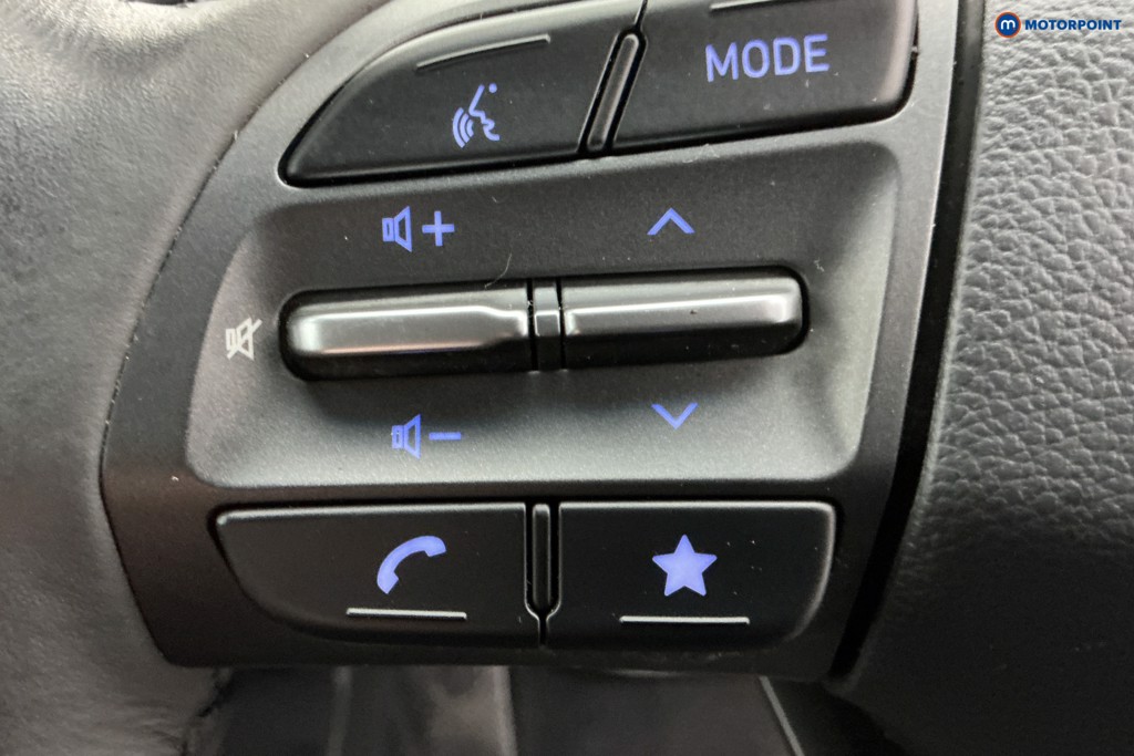 Hyundai Kona Premium Automatic Petrol-Electric Hybrid SUV - Stock Number (1594882) - 18th supplementary image