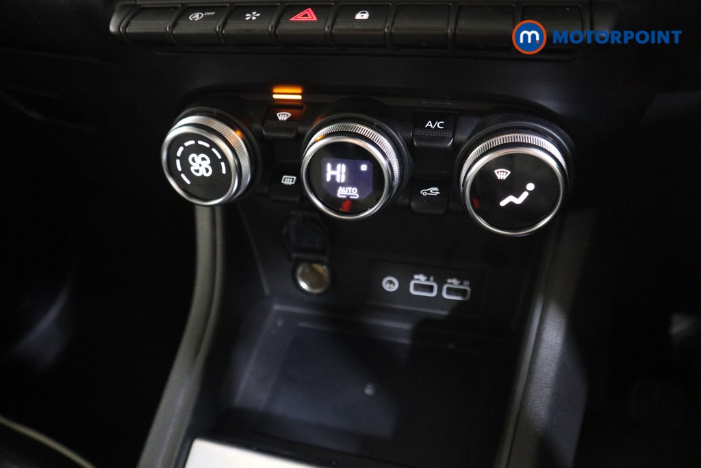 Renault Captur Techno Manual Petrol SUV - Stock Number (1595589) - 7th supplementary image