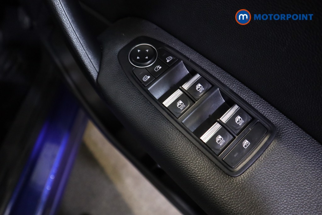 Renault Captur Techno Manual Petrol SUV - Stock Number (1595589) - 11th supplementary image