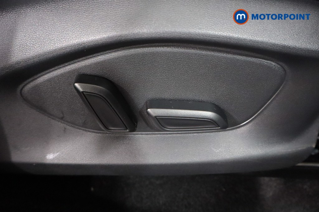 Mg Motor Uk ZS Trophy Automatic Petrol-Electric Hybrid SUV - Stock Number (1596134) - 17th supplementary image