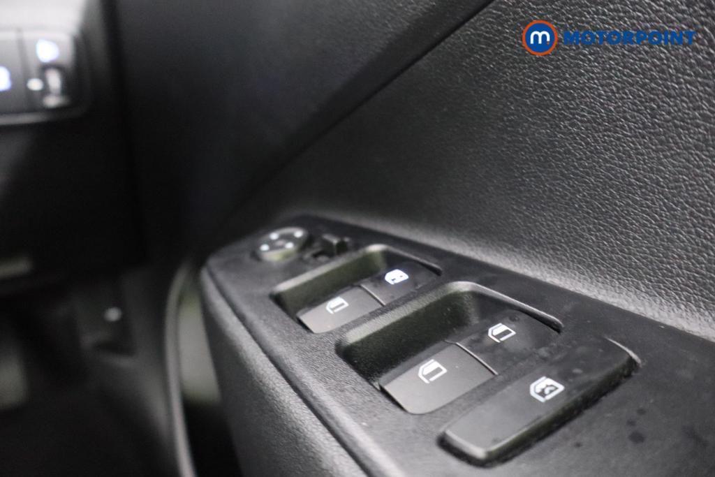 Hyundai I10 Advance Automatic Petrol Hatchback - Stock Number (1596232) - 10th supplementary image