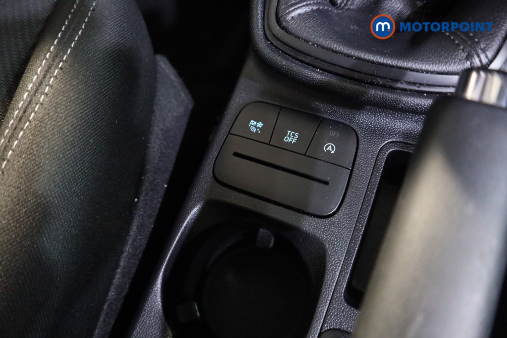 Ford Fiesta Trend Manual Petrol Hatchback - Stock Number (1596444) - 8th supplementary image