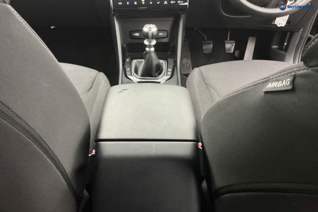 Hyundai Tucson Se Connect Manual Petrol SUV - Stock Number (1596648) - 11th supplementary image