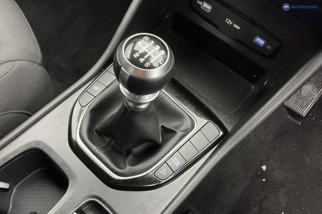 Hyundai Tucson Se Connect Manual Petrol SUV - Stock Number (1596648) - 15th supplementary image