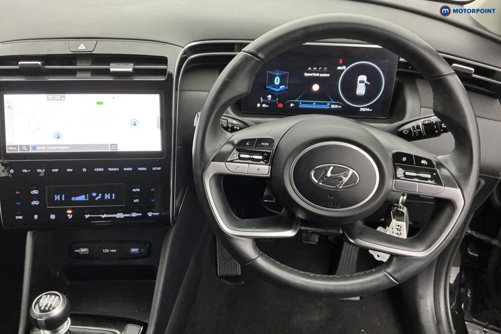 Hyundai Tucson Se Connect Manual Petrol SUV - Stock Number (1596648) - 1st supplementary image