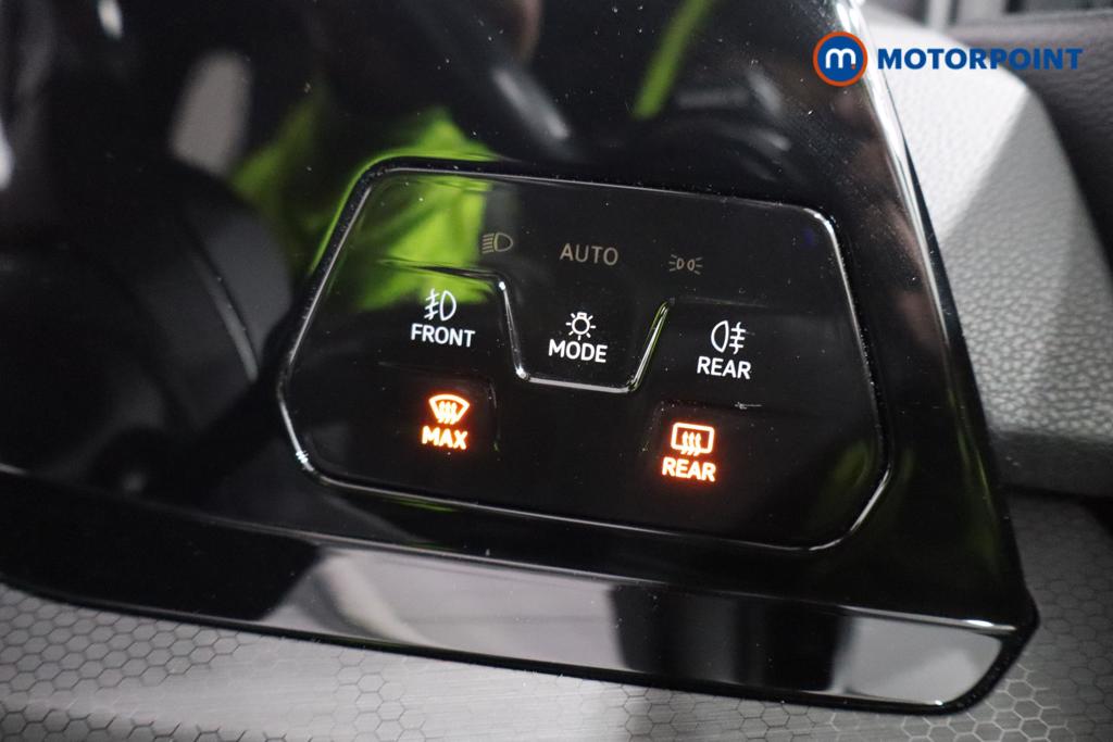 Volkswagen Golf GTI Automatic Petrol Hatchback - Stock Number (1596724) - 11th supplementary image