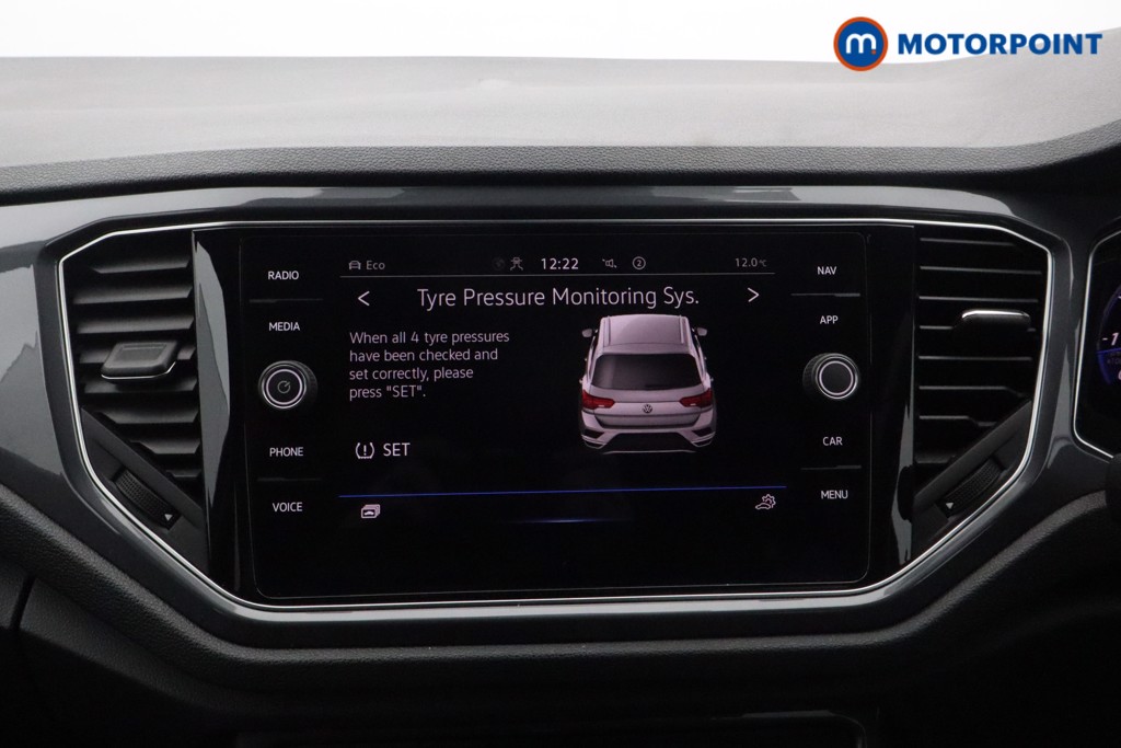 Volkswagen T-Roc R-Line Automatic Petrol SUV - Stock Number (1596989) - 2nd supplementary image