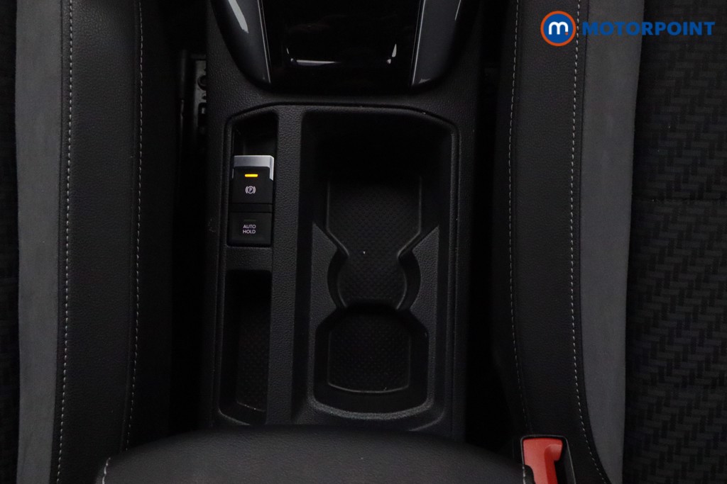 Volkswagen T-Roc R-Line Automatic Petrol SUV - Stock Number (1596989) - 6th supplementary image