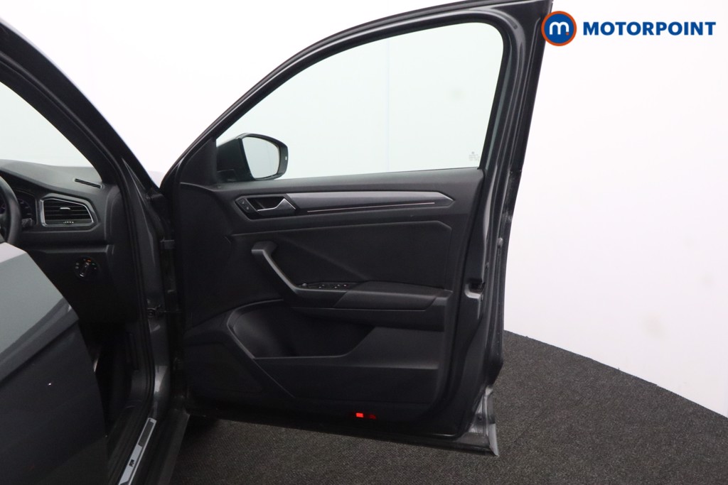 Volkswagen T-Roc R-Line Automatic Petrol SUV - Stock Number (1596989) - 11th supplementary image